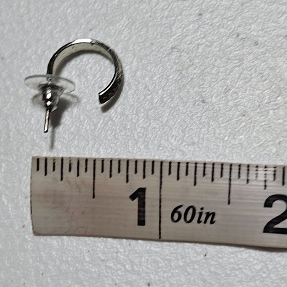 Elegant Vintage Half Hoop Earrings Silver Tone Classic Simple Fashion Jewelry - Picture 3 of 3